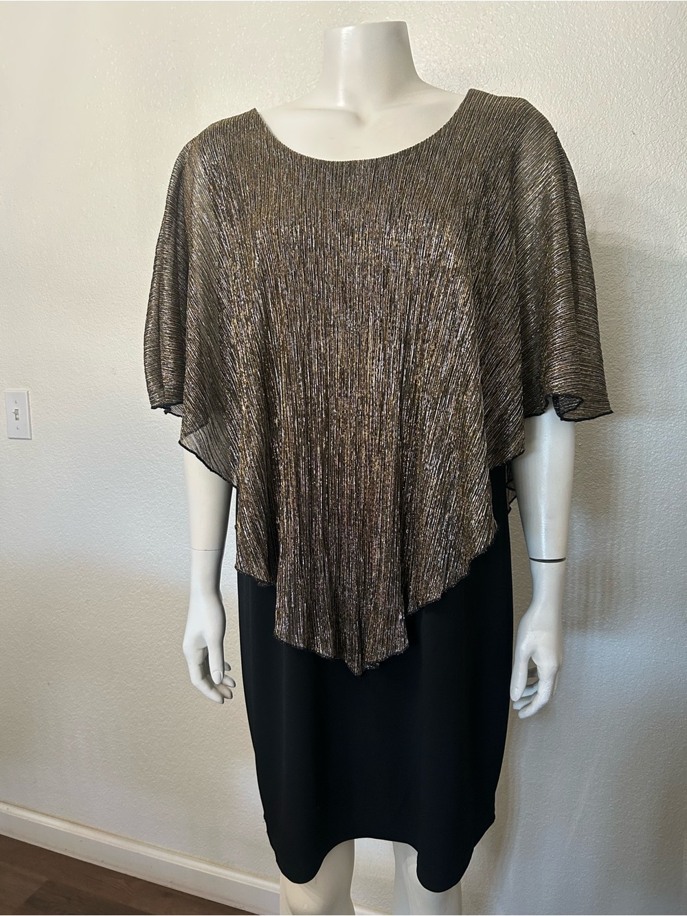 Enfocus Studio Metallic Gold and Black Mini Dress